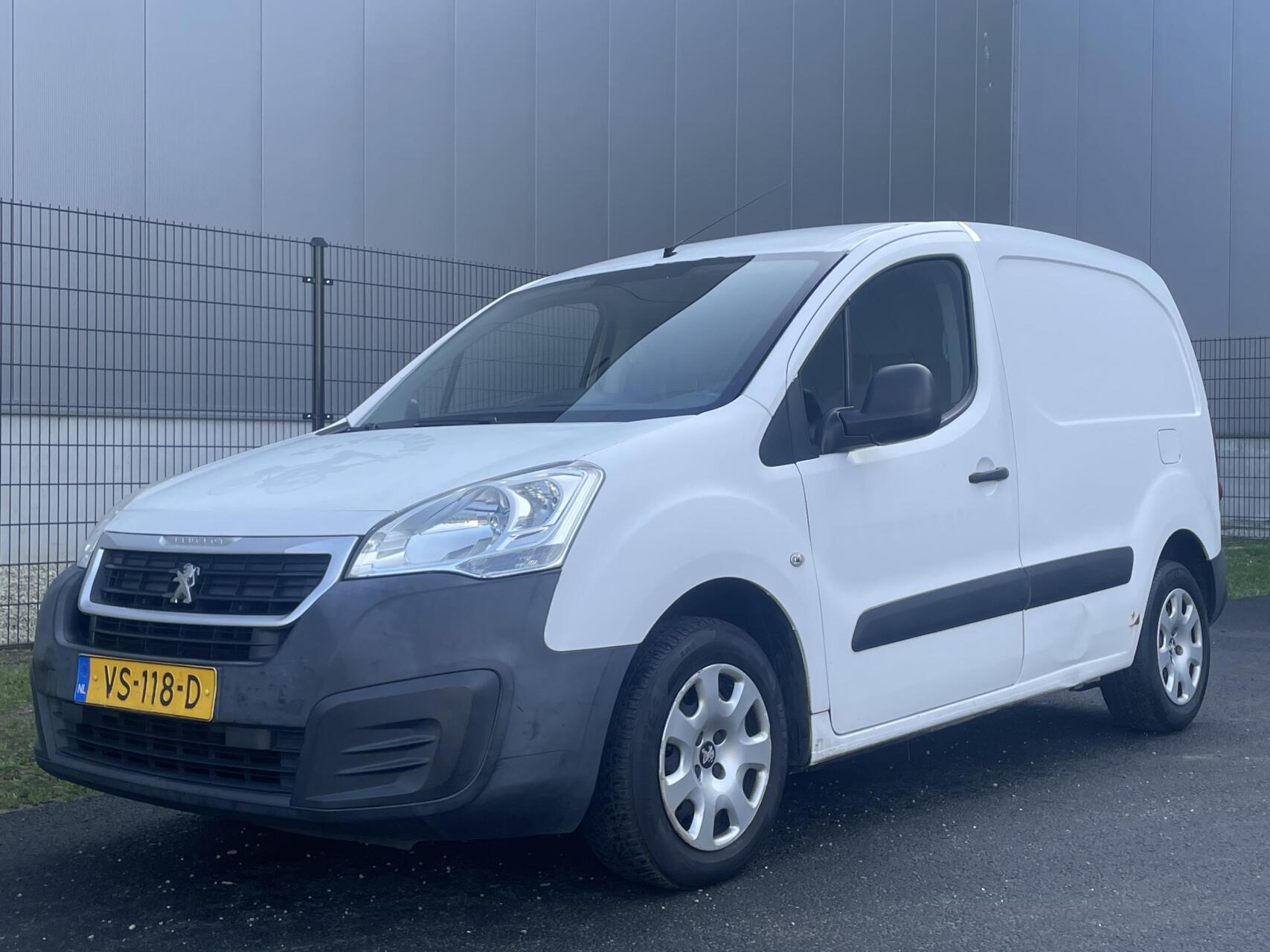 Foto van PEUGEOT PARTNER