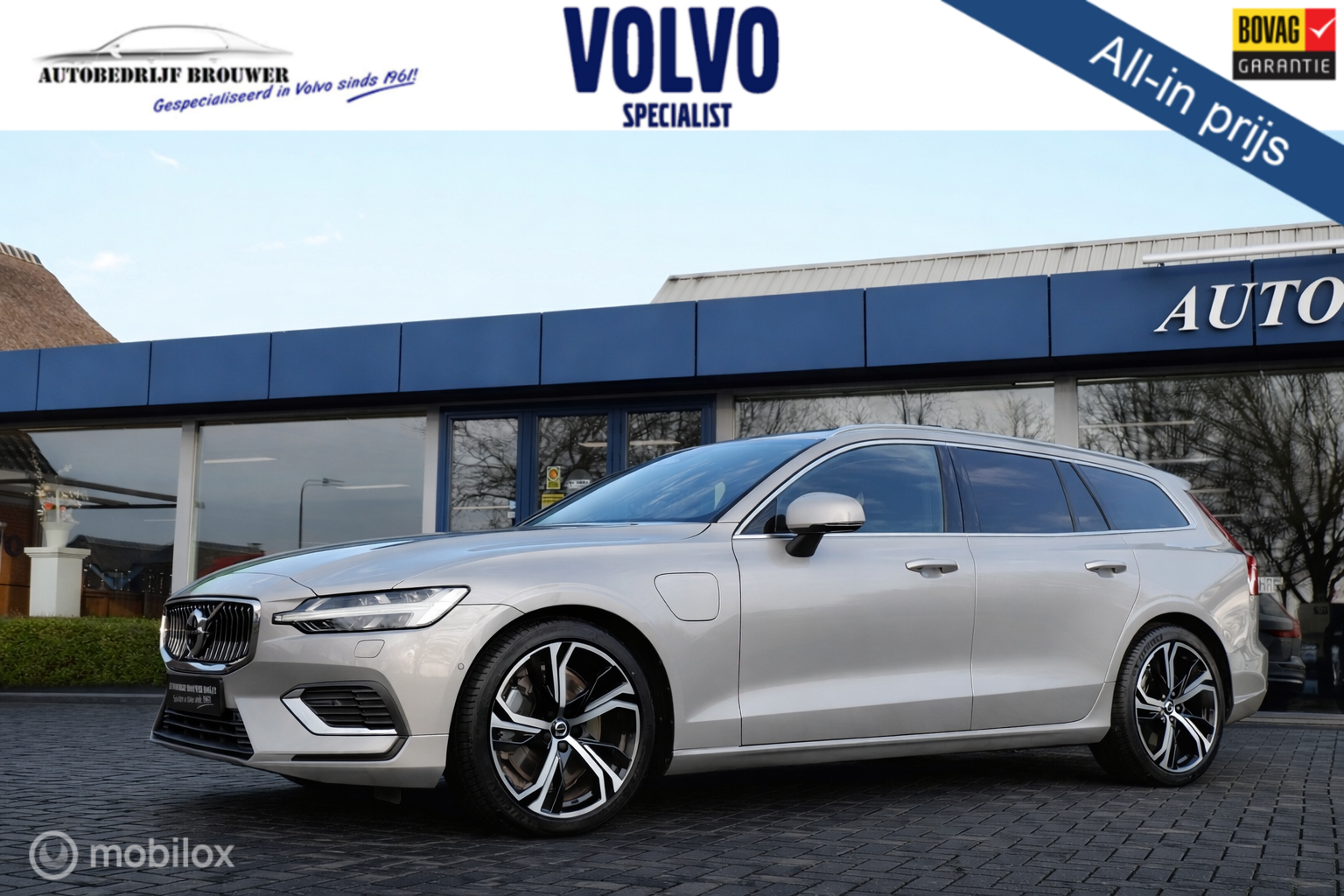 Volvo V60 AWD T6 PLUG IN HYBRID LONG RANGE PLUS BRIGHT | PANO | 360CAM | HARMAN KARDON | THK 2025 - voorkant