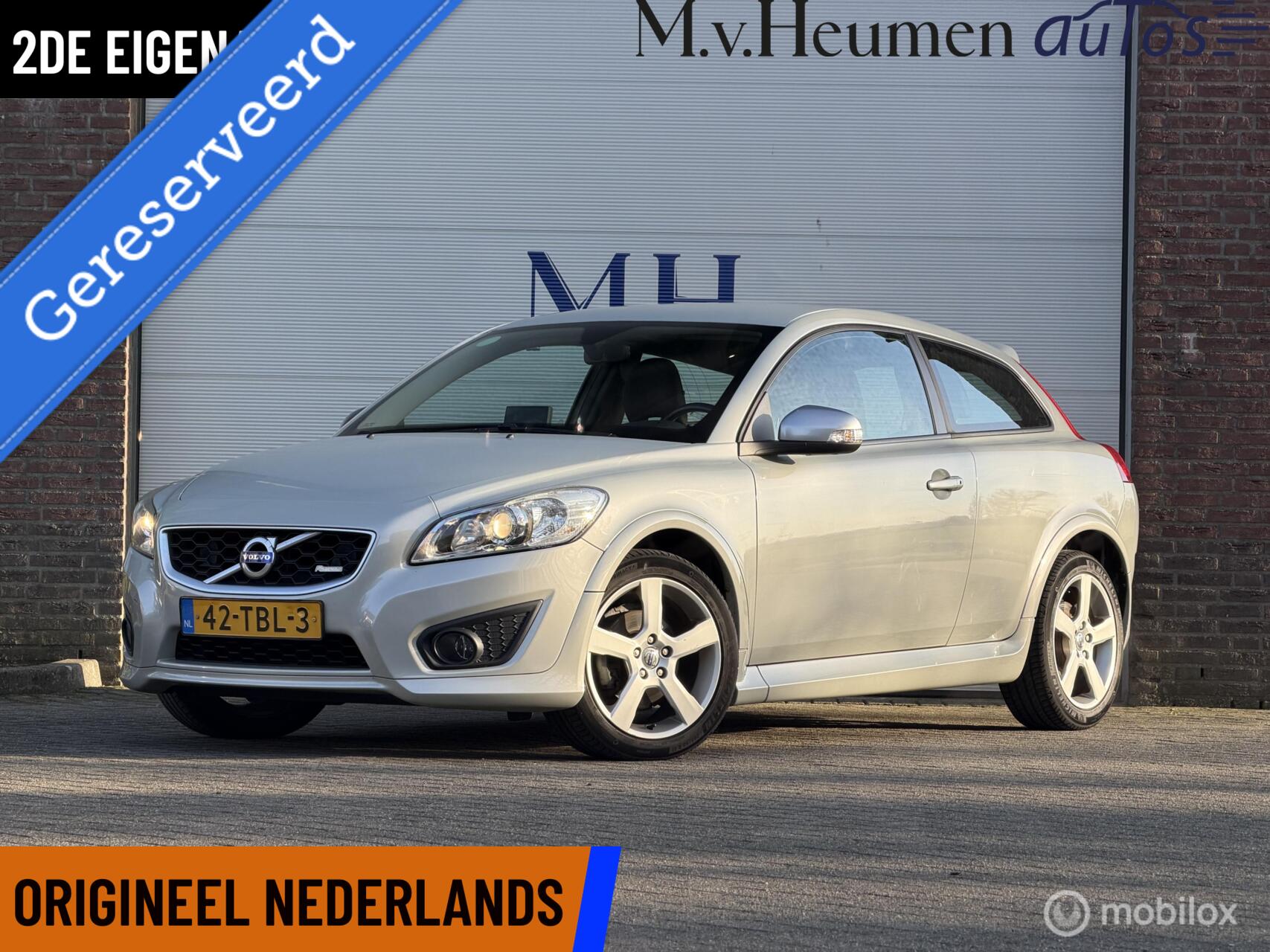 Foto van VOLVO C30