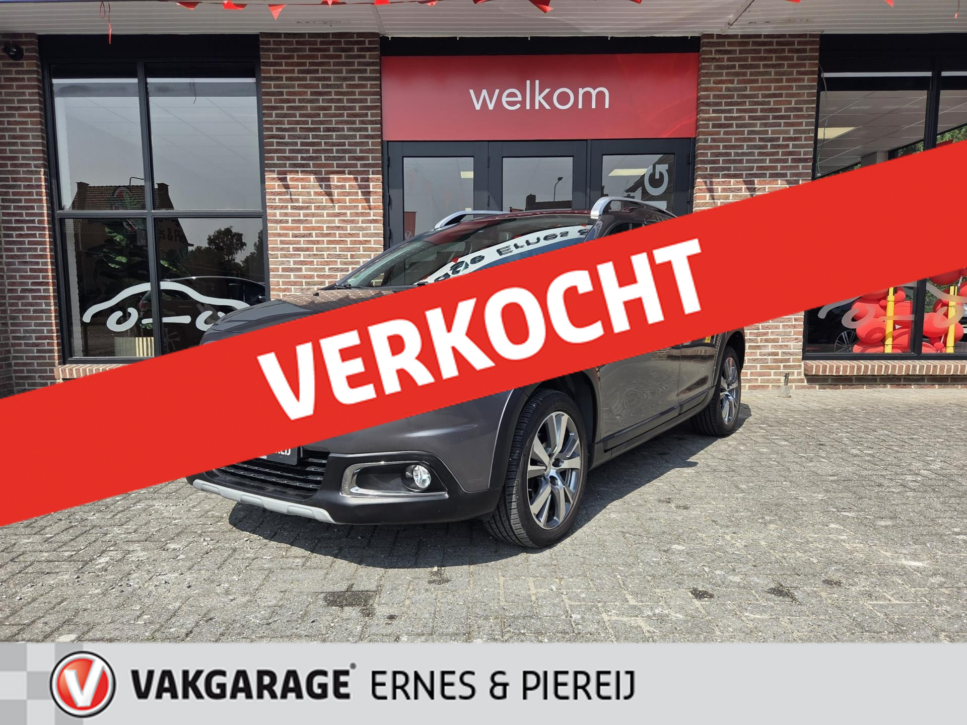 Peugeot 2008 Panoramadak Automaat 2017 - voorkant