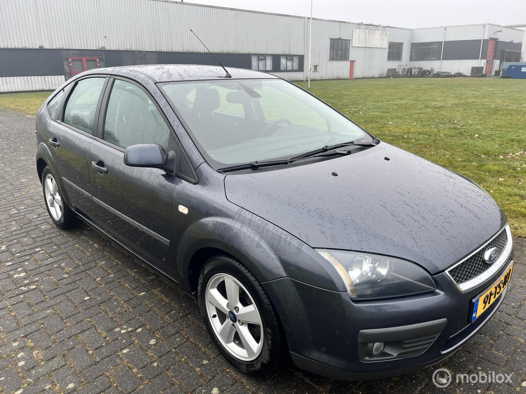 Foto van FORD FOCUS