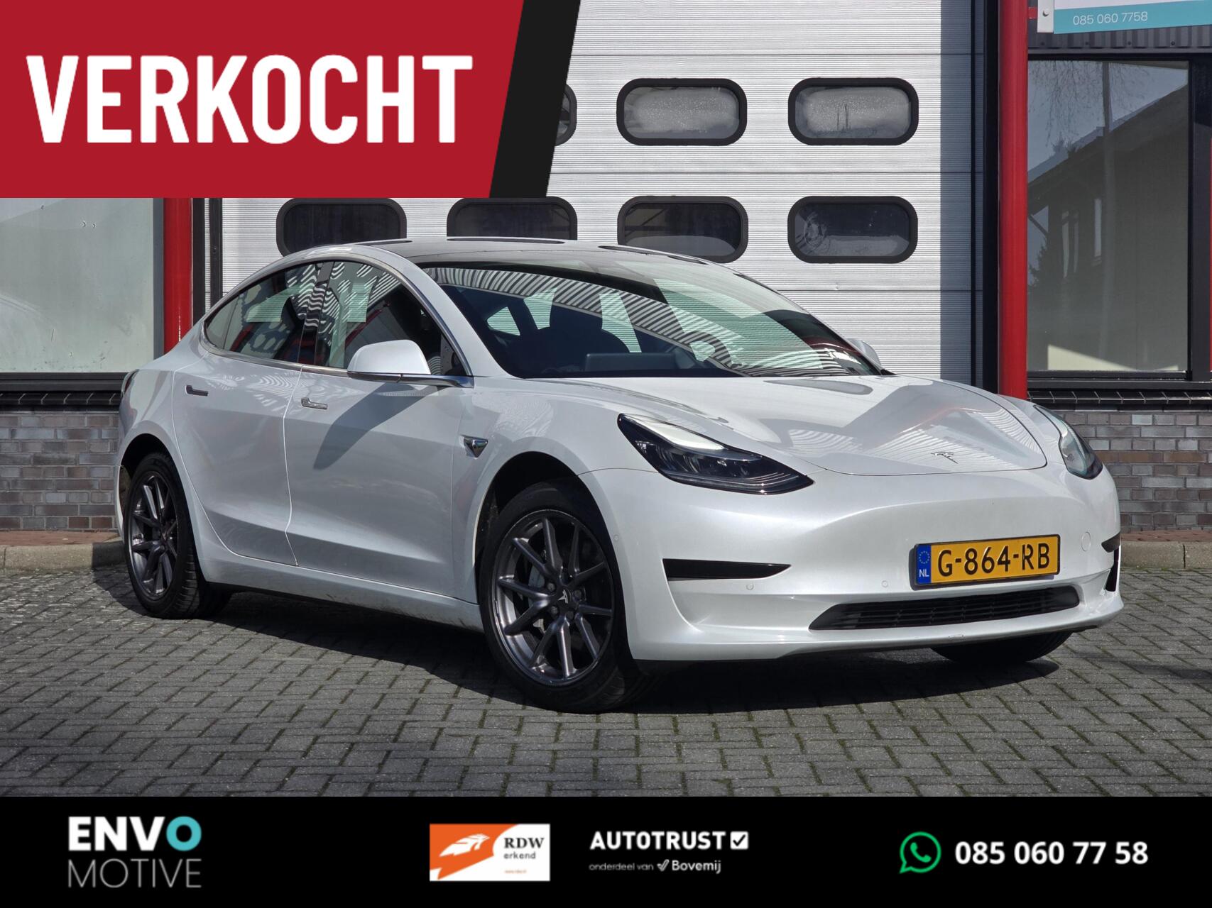 Tesla Model 3 Standard RWD Plus 60 kWh AUTOPILOT/INCL BTW/ACC/PDC/PANO 2019 - voorkant