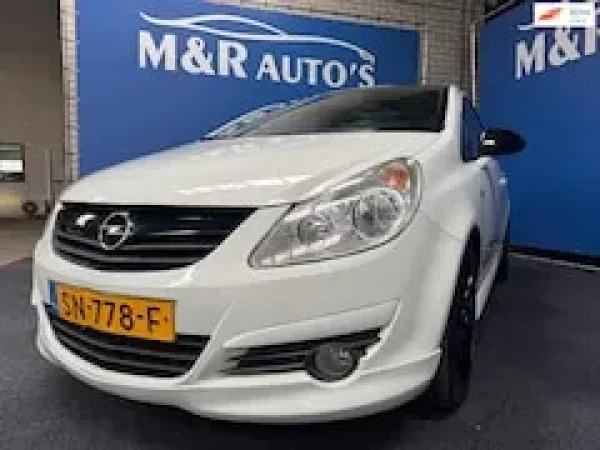 Opel Corsa 1.4-16V Edition 2009 - voorkant