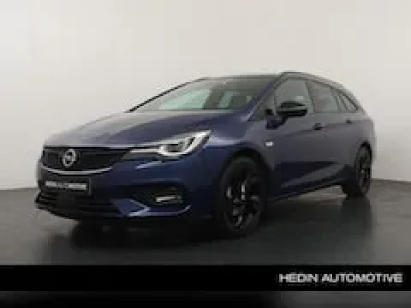 Opel Astra 1.4 Ultimate 2021 - voorkant