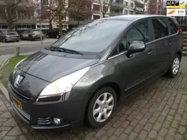 Foto van Peugeot 5008