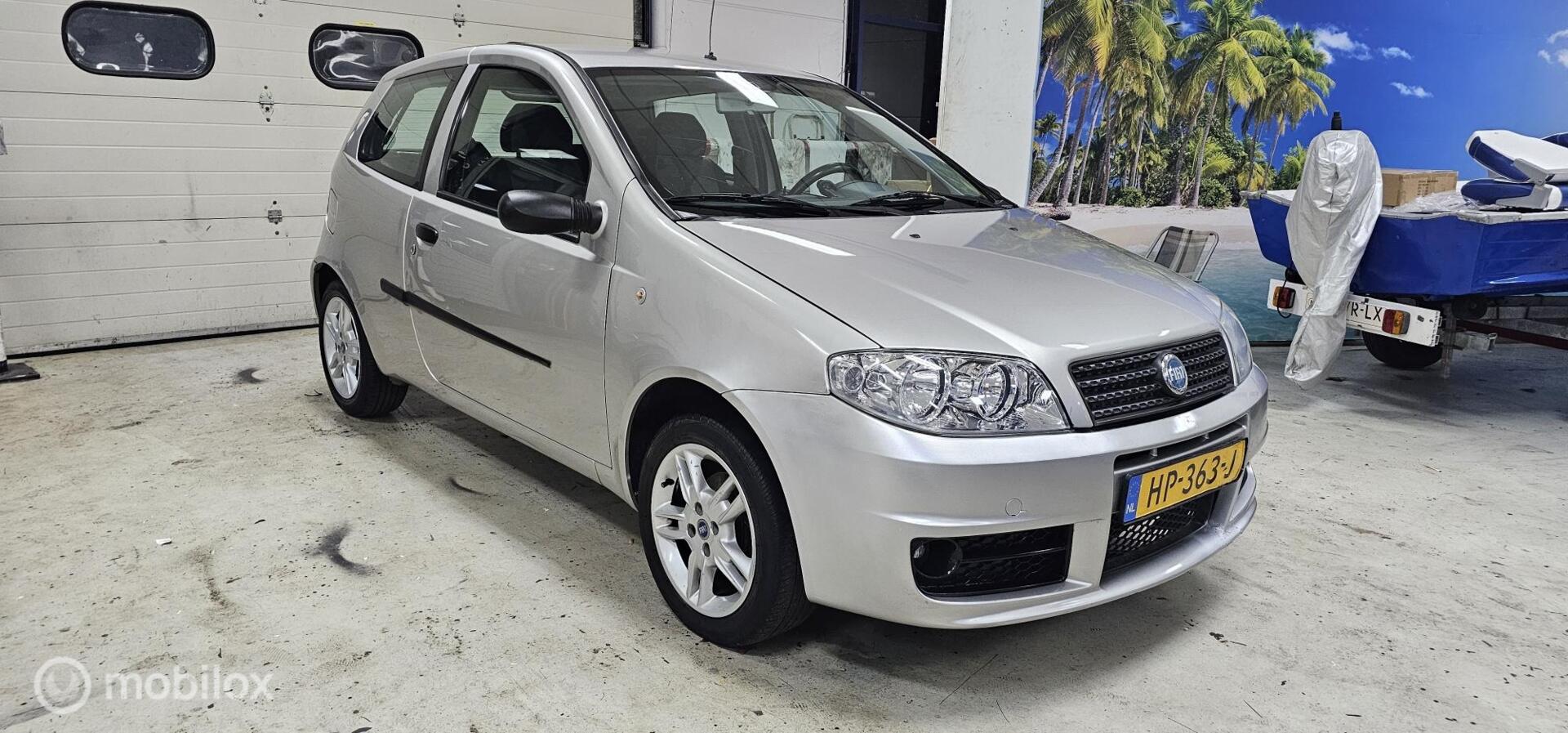 Foto van FIAT FIAT PUNTO