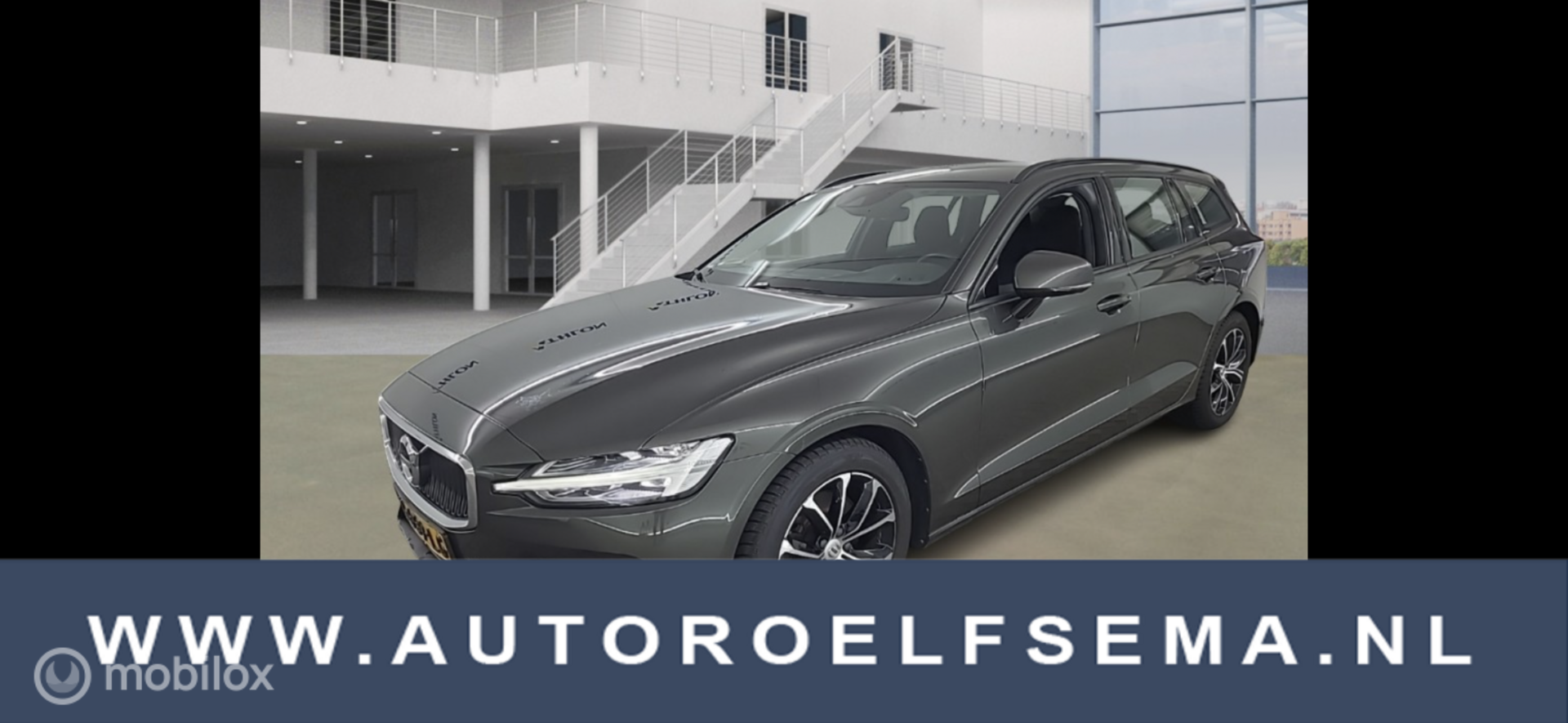 Volvo V60 2.0 B3 Momentum 2021 - voorkant