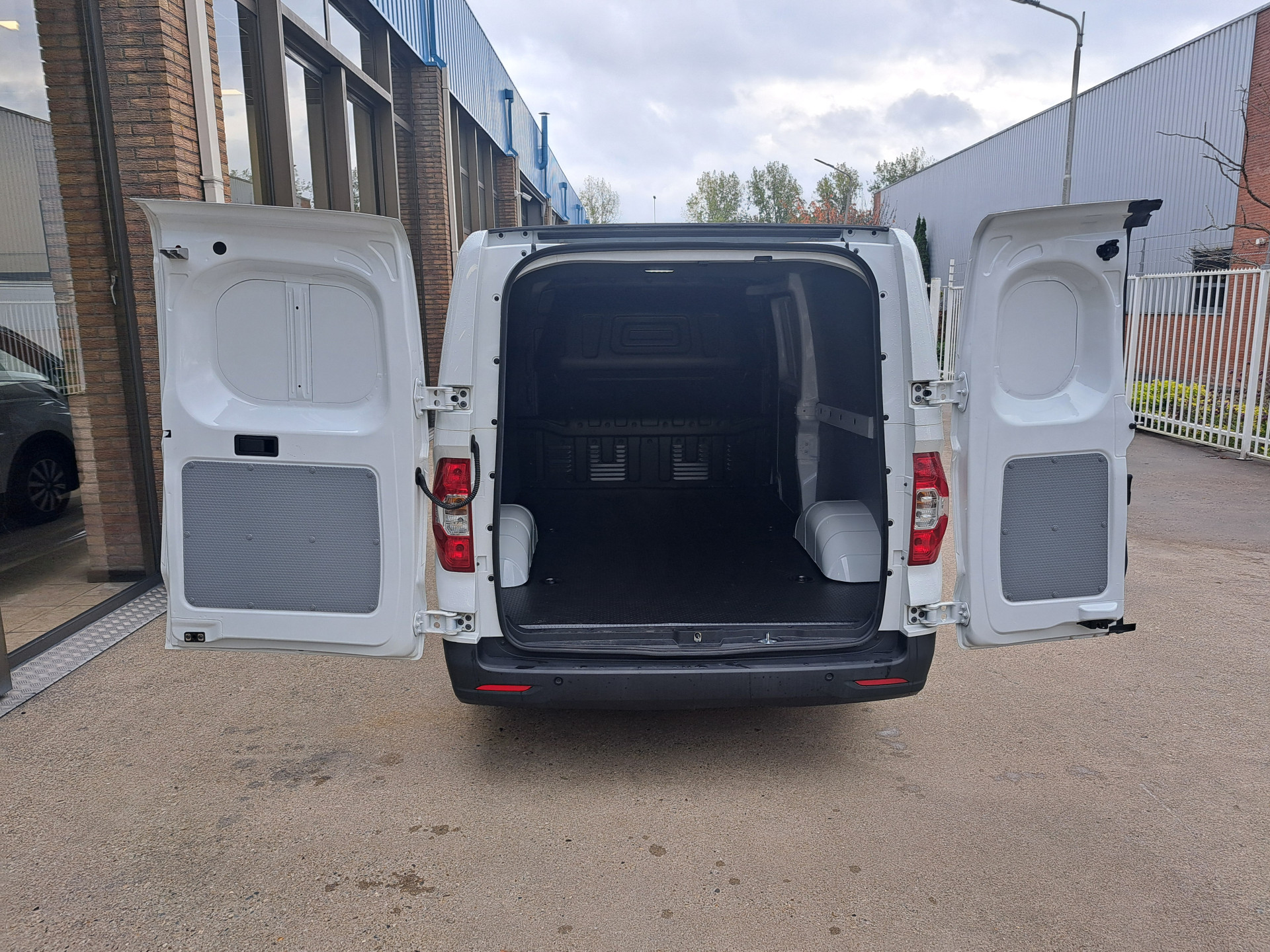Foto van Maxus Maxus E-deliver 3
