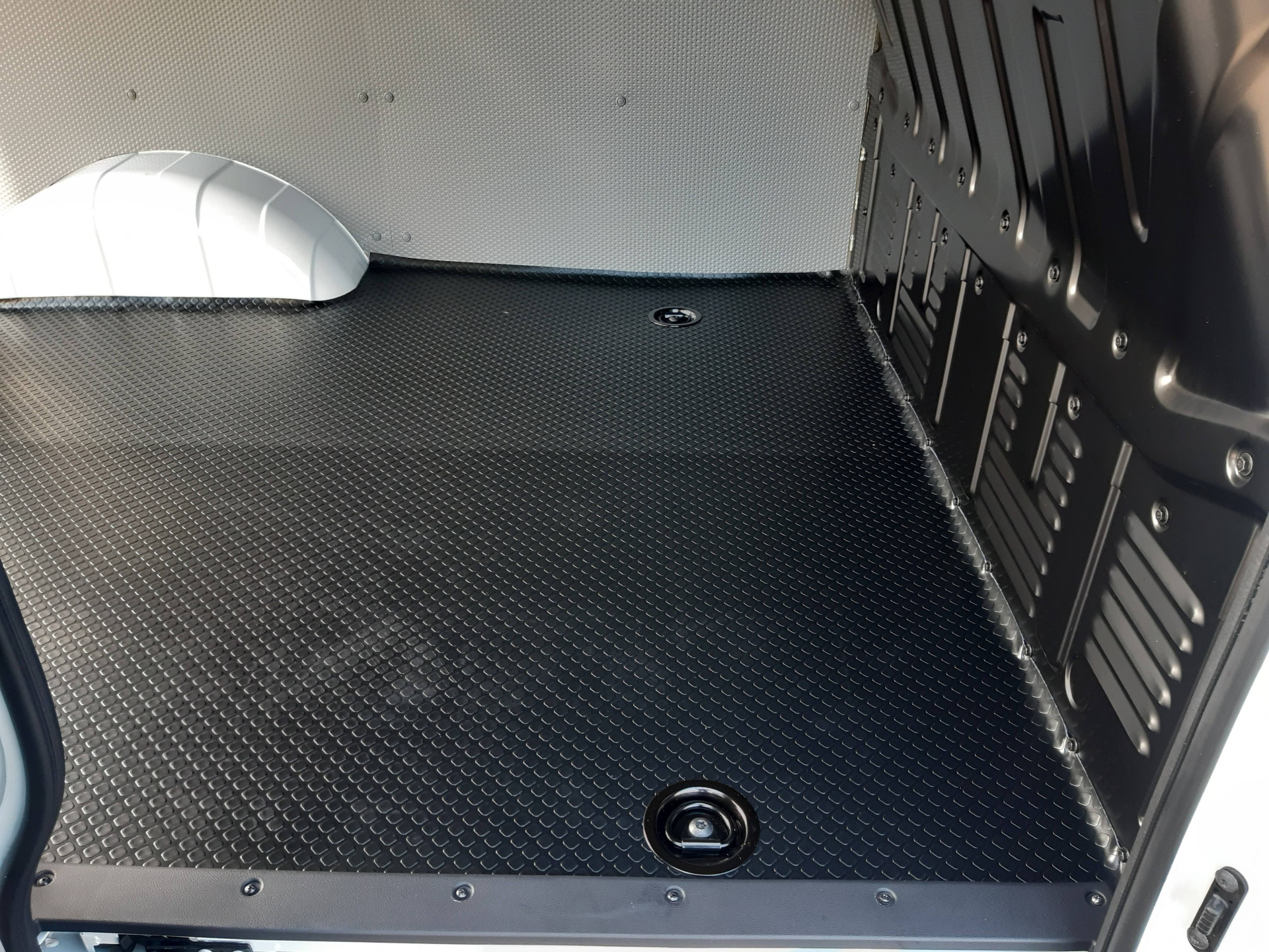 Foto van Maxus Maxus E-deliver 3