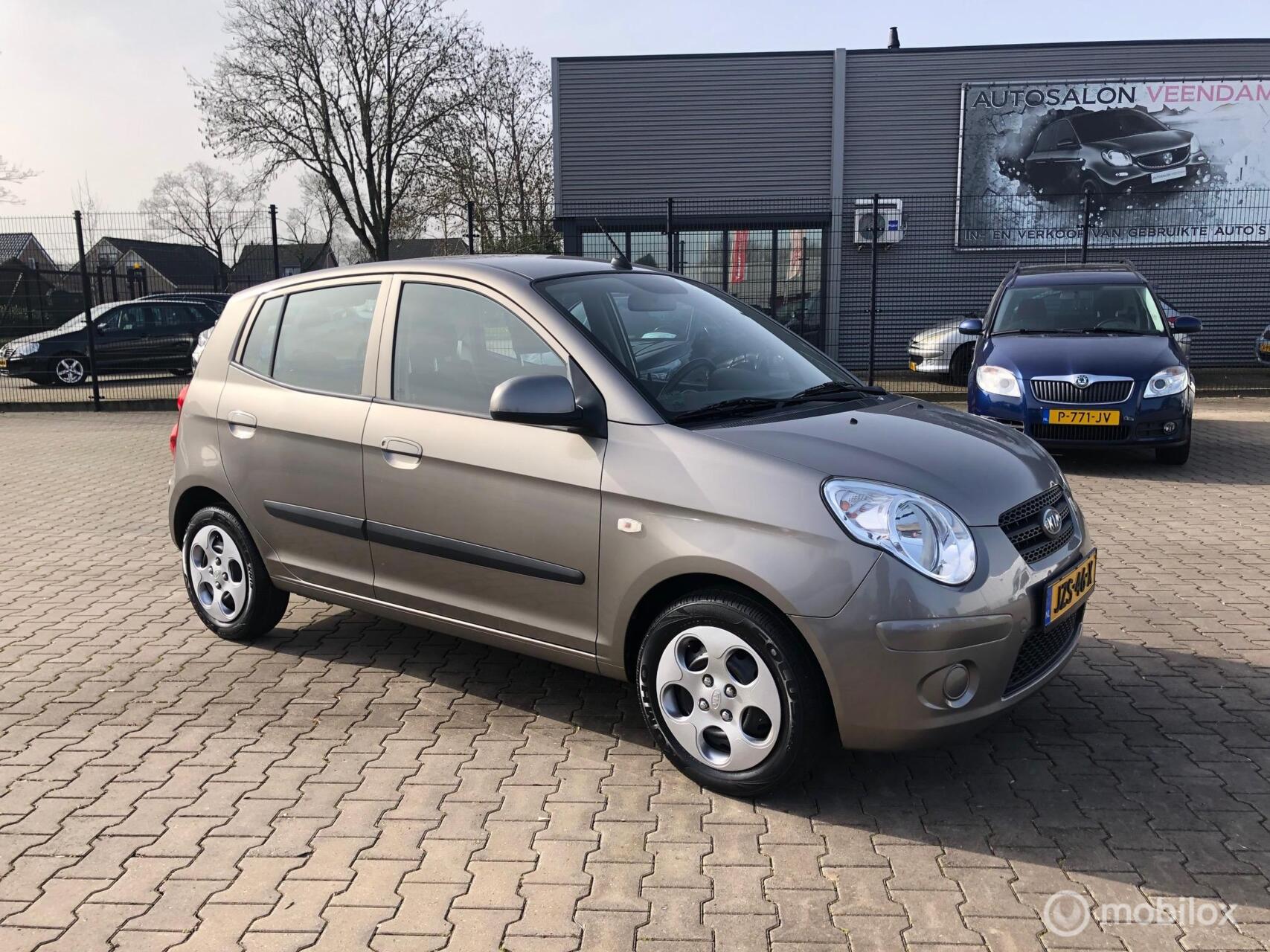 Kia Picanto 1.1 AIRCO ELL PAKK NW APK 2011 - voorkant