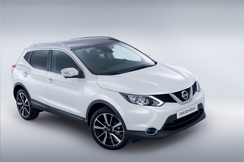 Nissan Qashqai 1.5 dCi Connect Ed. 2014 - voorkant