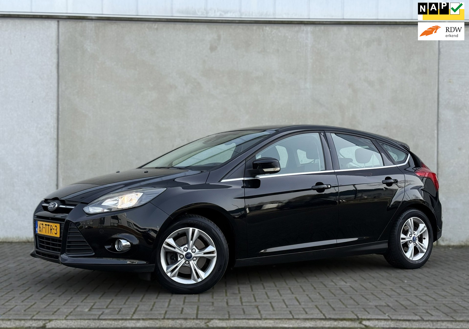 Foto van FORD FOCUS