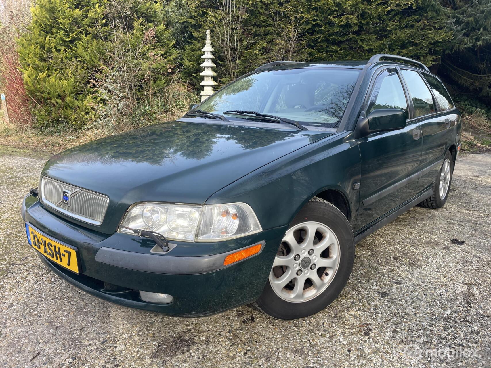 Foto van VOLVO V40