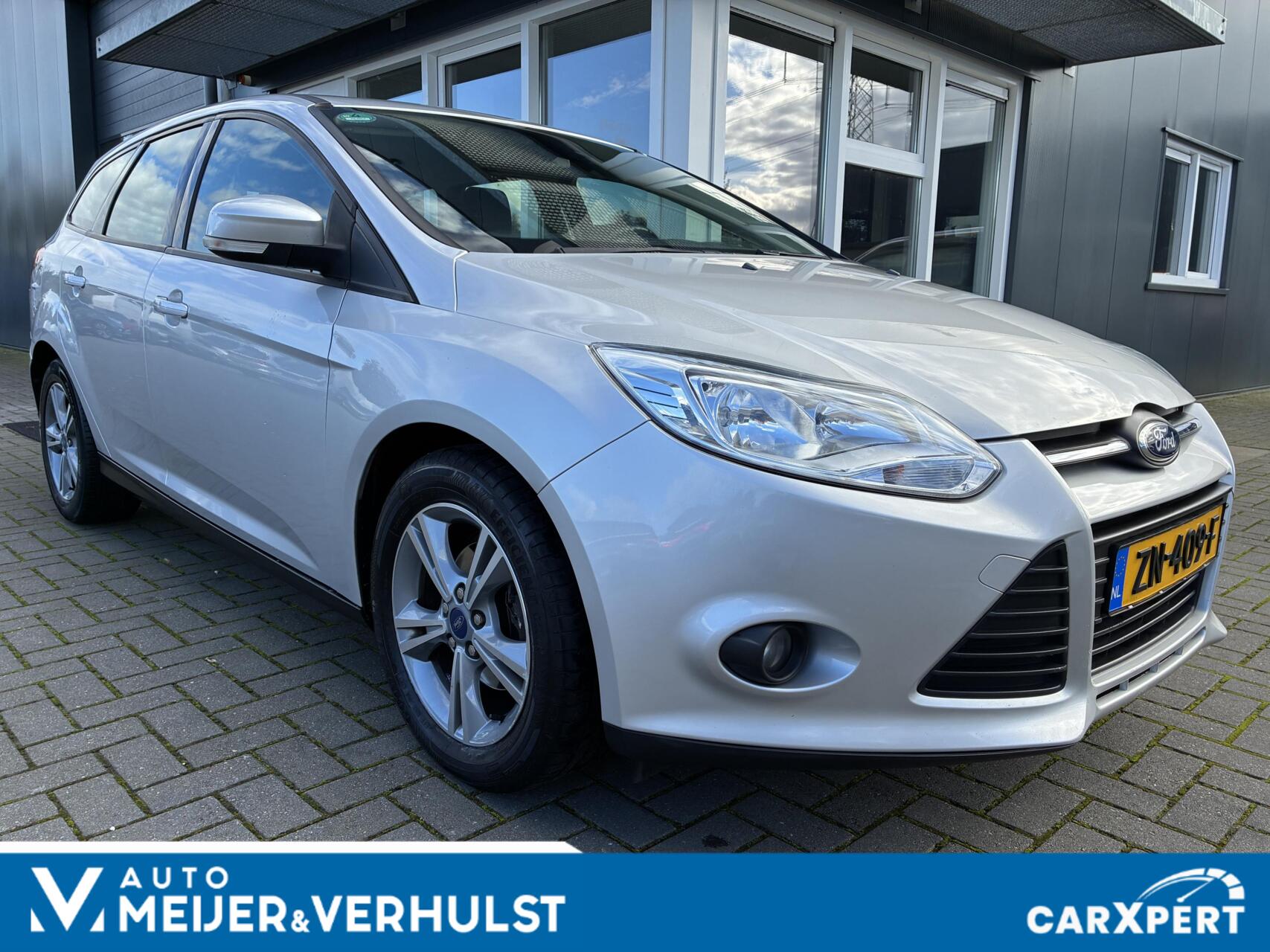 Ford Focus 1.0 EcoBoost 125 PK Edition Plus | AIRCO | PDC | WINTER PAKKET 2014 - voorkant