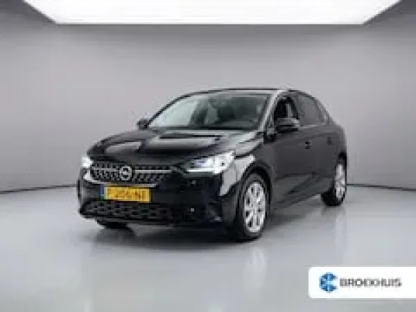 Opel Corsa 1.2 Elegance 2022 - voorkant