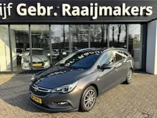 Opel Astra 1.6 CDTI Innovation 2016 - voorkant