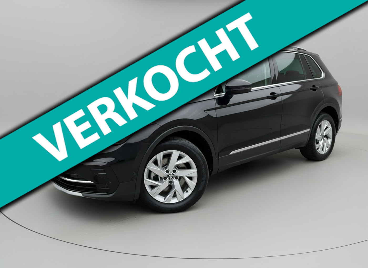 Volkswagen Tiguan 1.4 TSI eHybrid Elegance * Trekhaak * Stoelverwarming * Camera * Keyless * 2021 - voorkant
