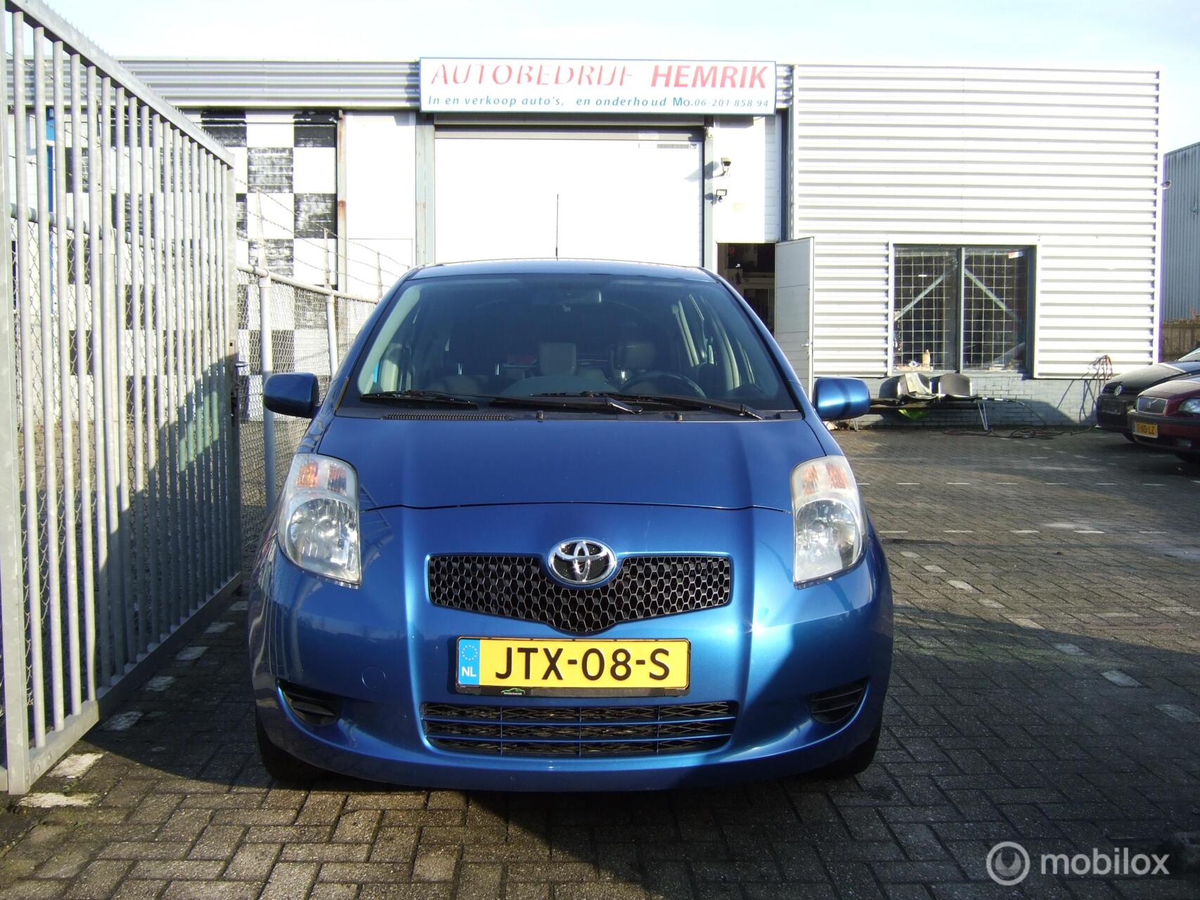 Toyota Toyota Yaris 1.0 VVTi Terra 2006 - voorkant