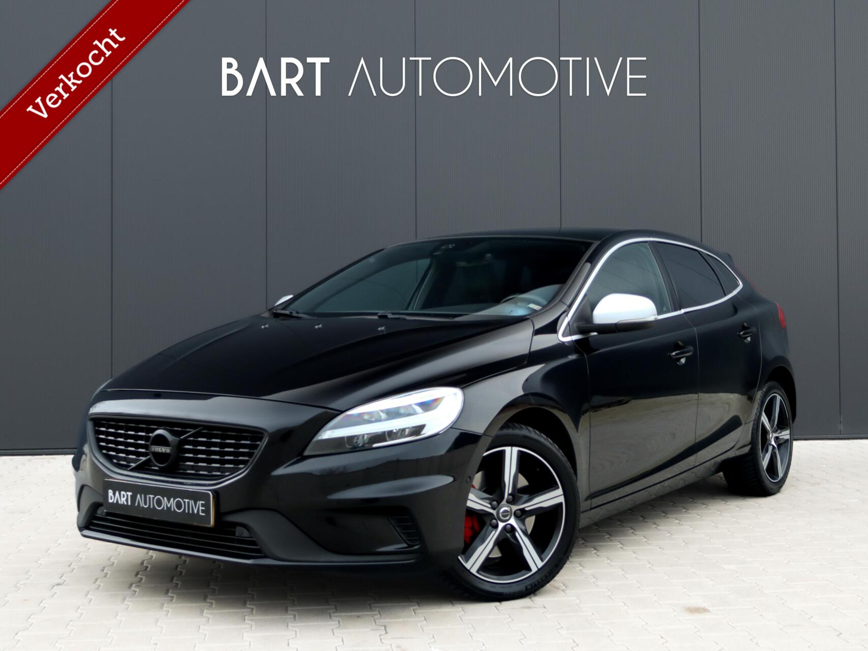 Volvo V40 1.5 T3 Polar+ Sport R Design|Camera|Pano|Org NL 2019 - voorkant