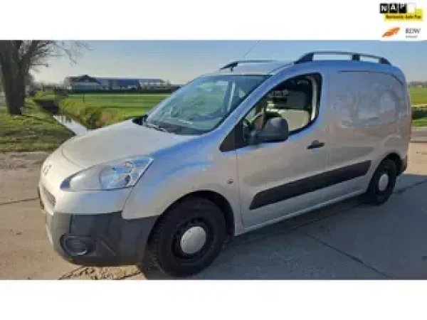 Foto van Peugeot Partner