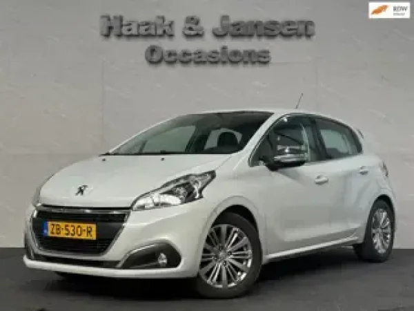 Peugeot 208 1.2 PureTech Blue Lease Allure 2019 - voorkant