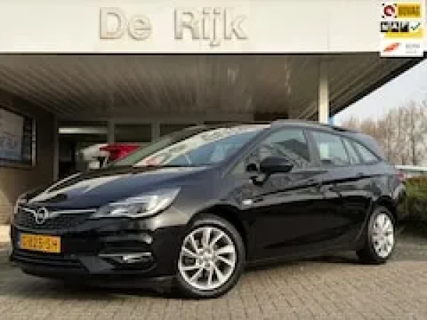 Opel Astra 1.2 Business Edition 2019 - voorkant