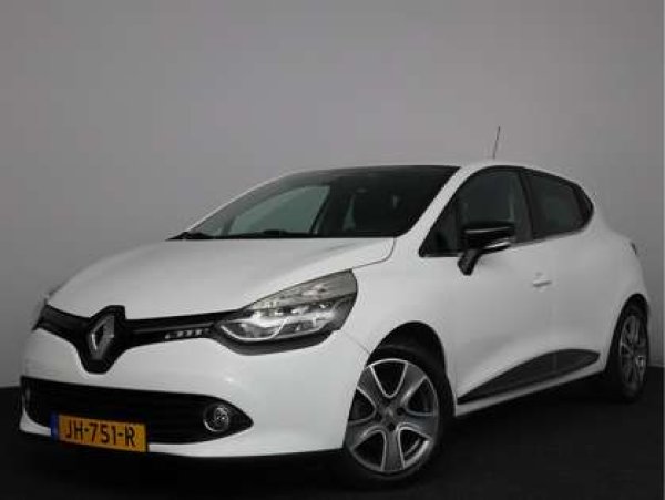 Renault Clio 0.9 TCe ECO Night&Day 2016 - voorkant