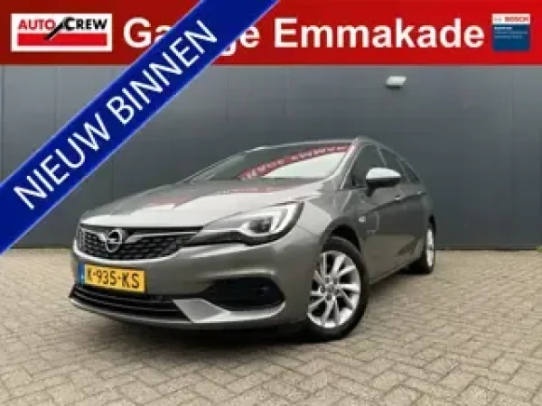 Opel Astra 1.2 Elegance 2021 - voorkant