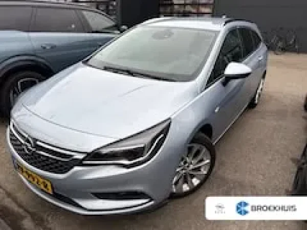 Opel Astra 1.4 Innovation 2017 - voorkant