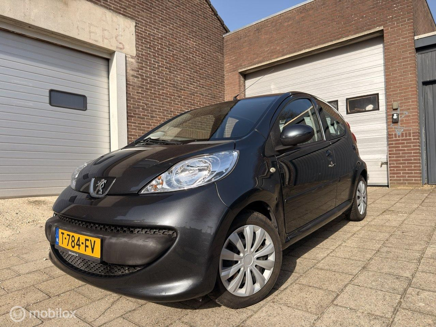 Foto van PEUGEOT PEUGEOT 107