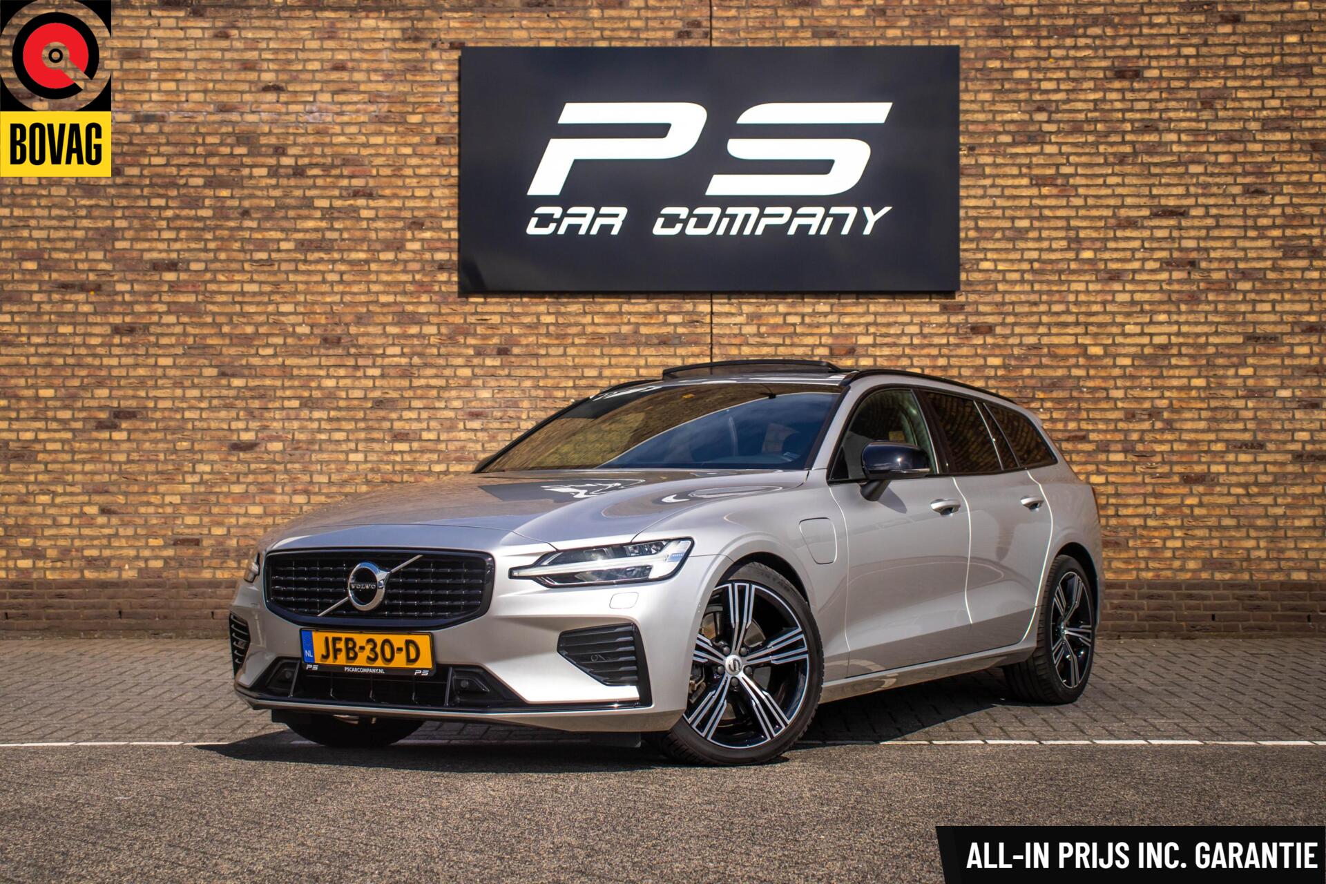 Volvo V60 2.0 T6 Recharge AWD R-Design, Leder, Pano, Bowers 2021 - voorkant