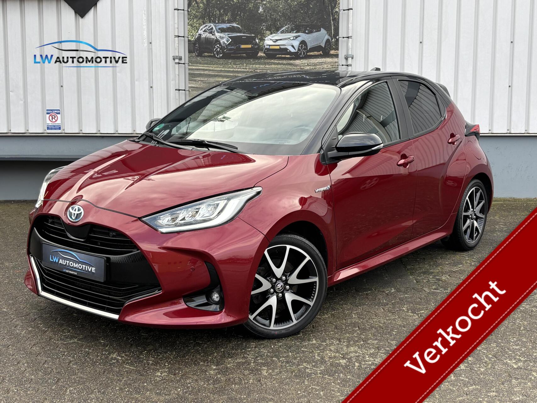 Toyota Toyota Yaris 1.5 Hybrid Executive Bi-Tone | HUD | JBL | Dodehoek 2020 - voorkant