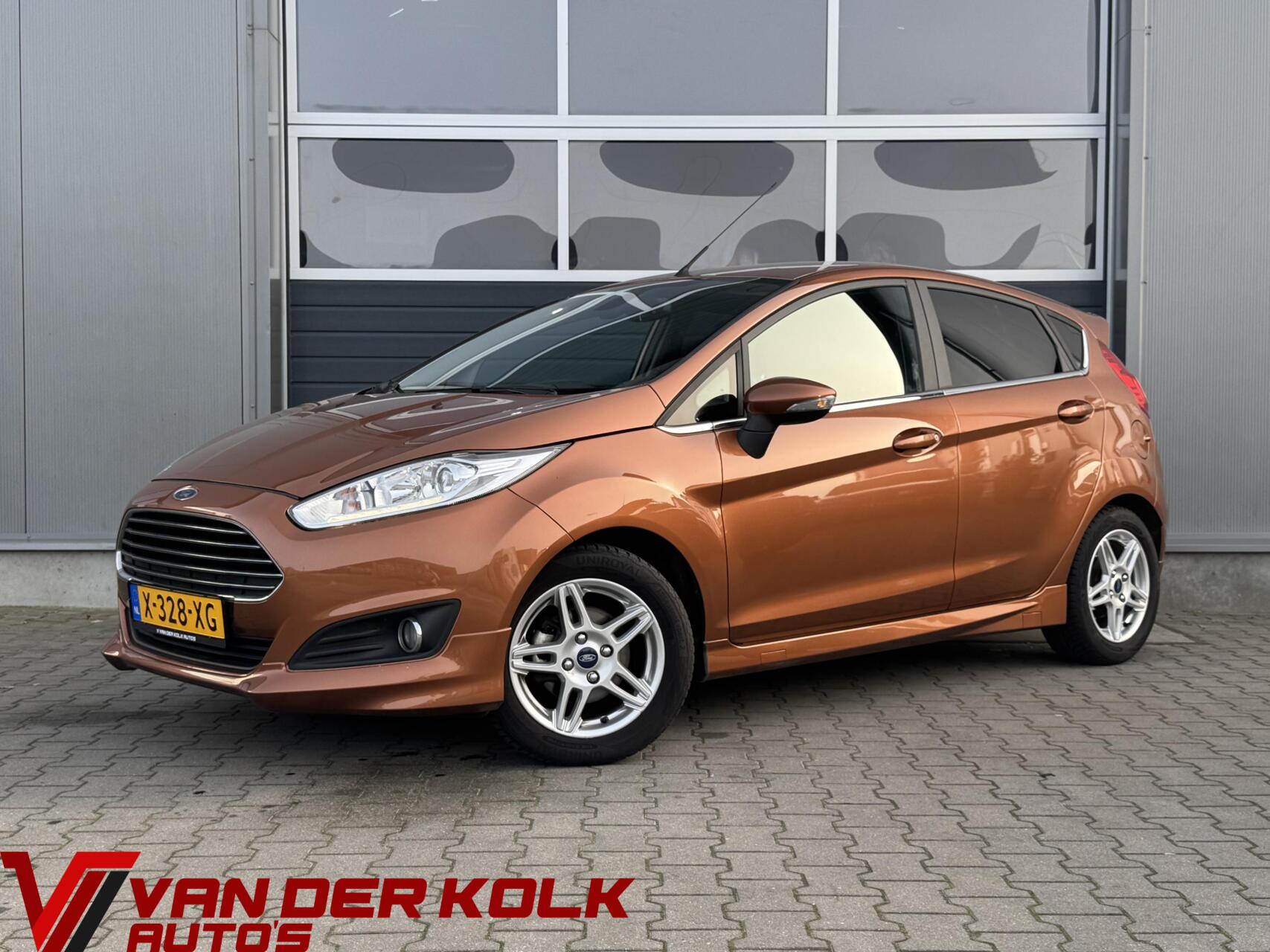 Ford Fiesta 1.0 EcoBoost Titanium | LED | Climate | Stoelverwarming | Lichtmetaal 2013 - voorkant
