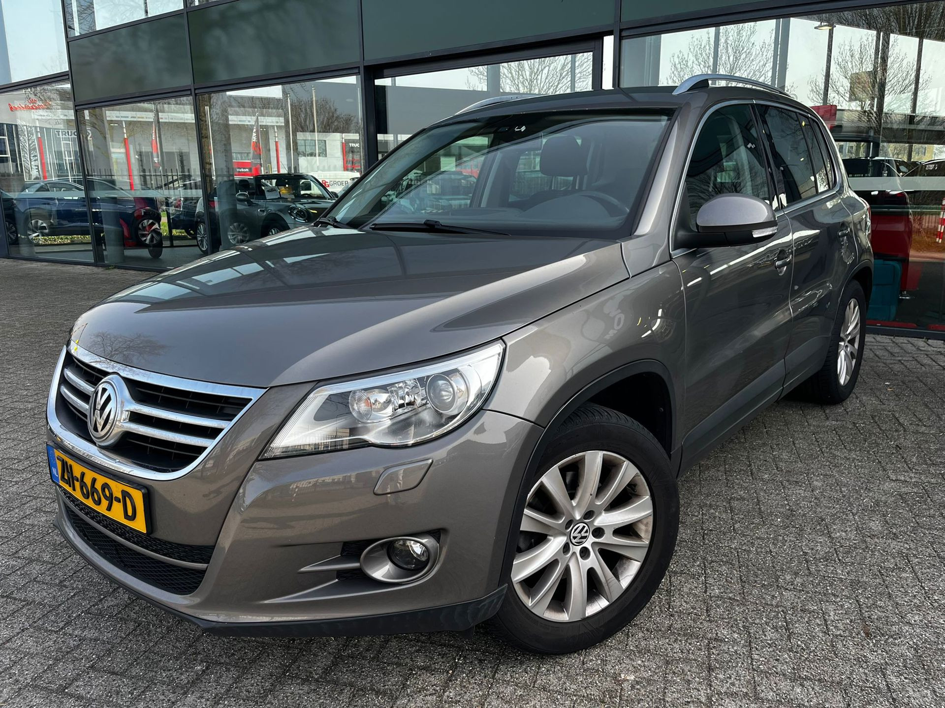 Volkswagen Tiguan 1.4 TSI Sport&Style 2010 - voorkant