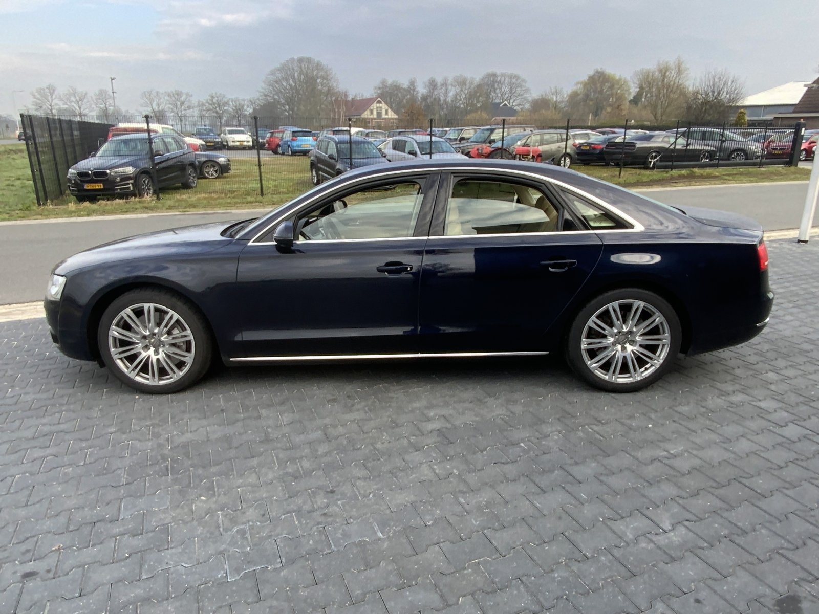 Inspectiefoto van Audi A8