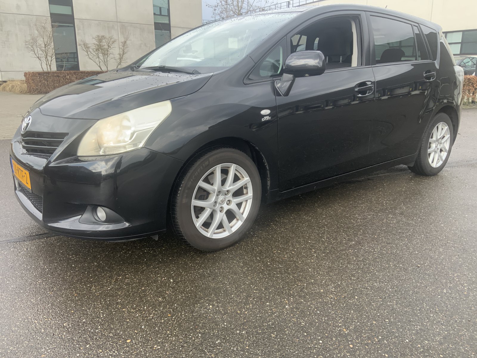 Toyota Verso 2.2 D-4D Panoramic 2010 - voorkant