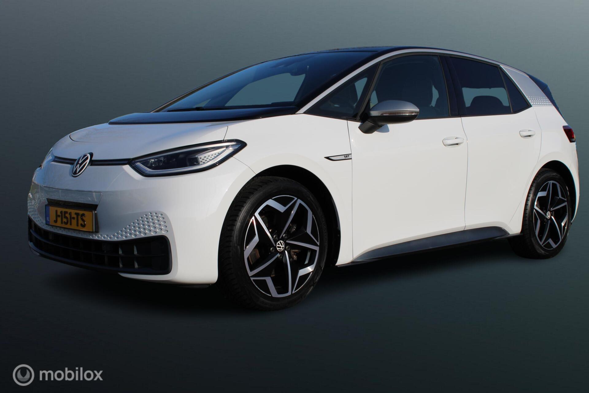 Volkswagen Id.3 Pro 150kw First Plus 58 kWh, Stoel-stuurverwarming, Donker glas, Zwarte hemel, Pdc voor + achter + Camera, Cruise, Clima, 19 Inch LMV, Navi, App connect 2020 - voorkant
