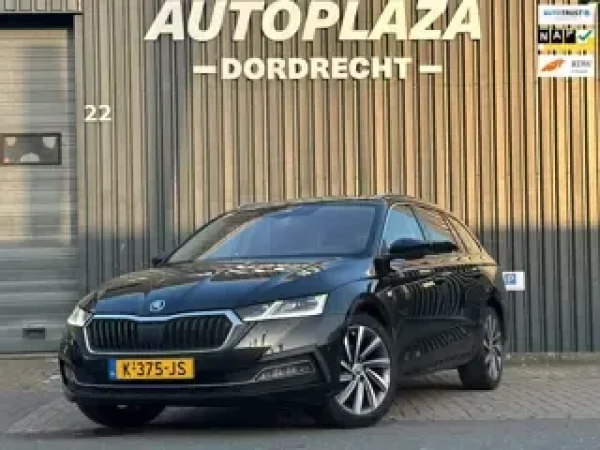 Skoda Octavia 1.0 e-TSI Business Edition Plus 2021 - voorkant