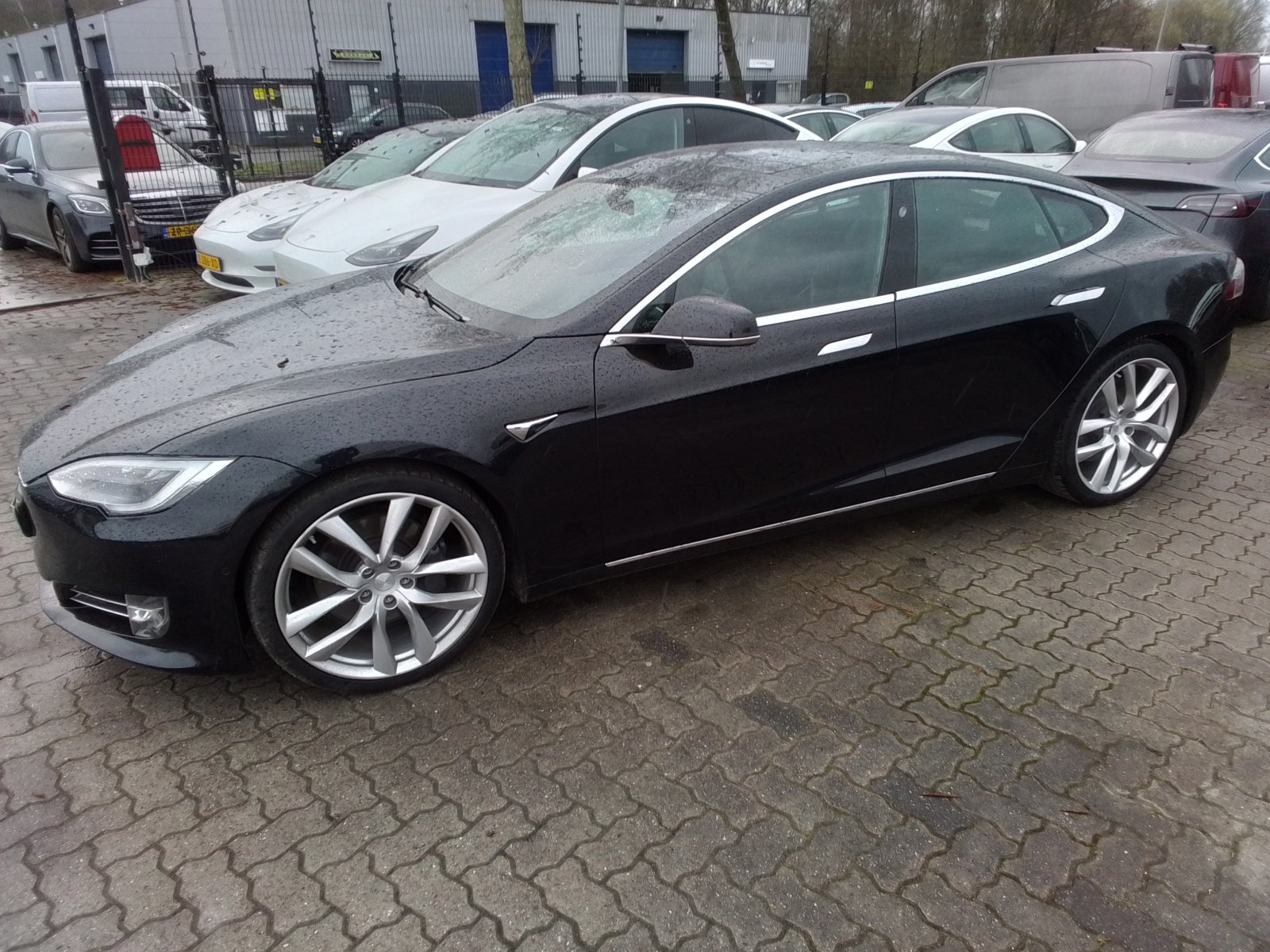 Inspectiefoto van Tesla Model S
