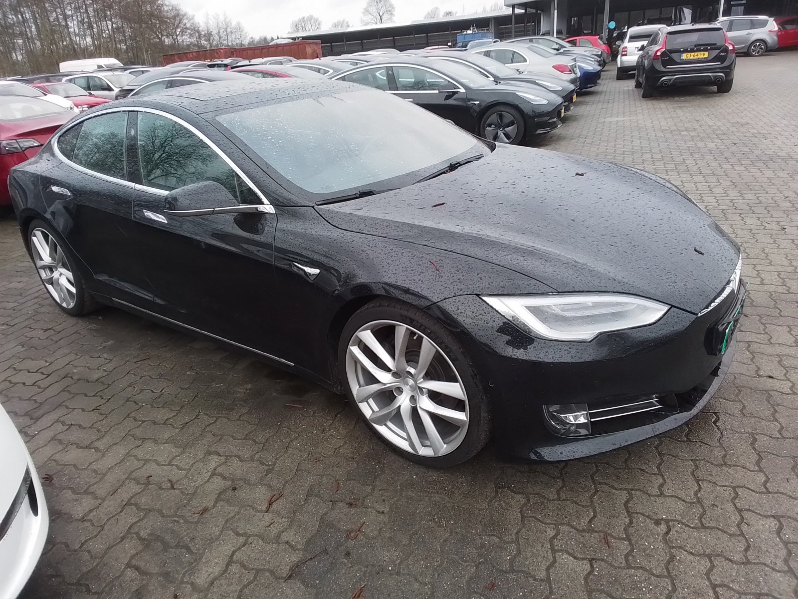 Inspectiefoto van Tesla Model S