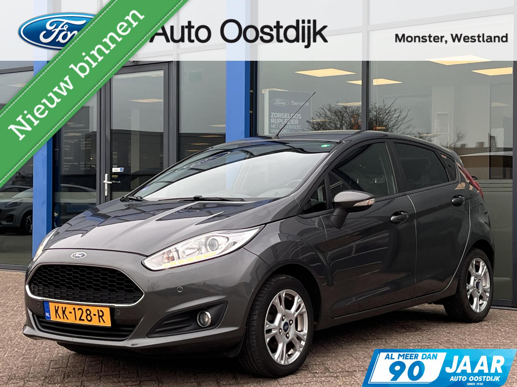 Ford Fiesta 1.0 Style Ultimate 80PK !!Nieuwe Distributieriem!! Navi Bleutooth Climate Cruise Control Parkeersenoren Privacy Glass *Dealer Onderhouden* 2016 - voorkant