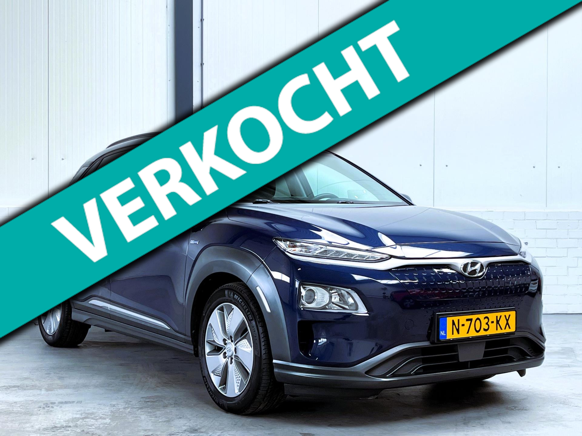 Hyundai Kona EV Fashion 64 kWh SoH 100%|1e Eigenaar|Stoelverwarming|Dealer O.H. 2021 - voorkant