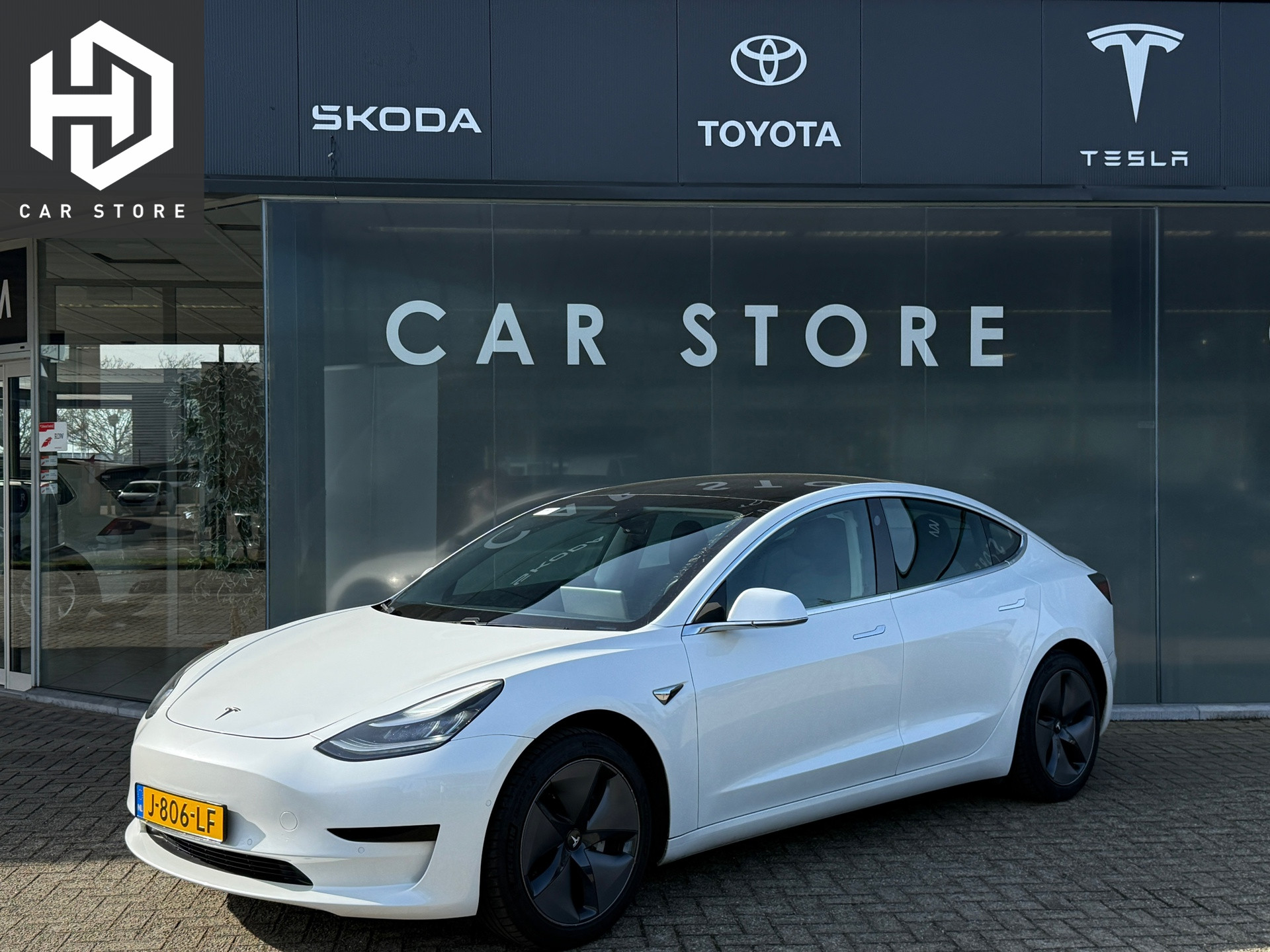 Tesla Model 3 Standard RWD Plus 60 kWh LFP|90% SOH Autopilot 2020 - voorkant