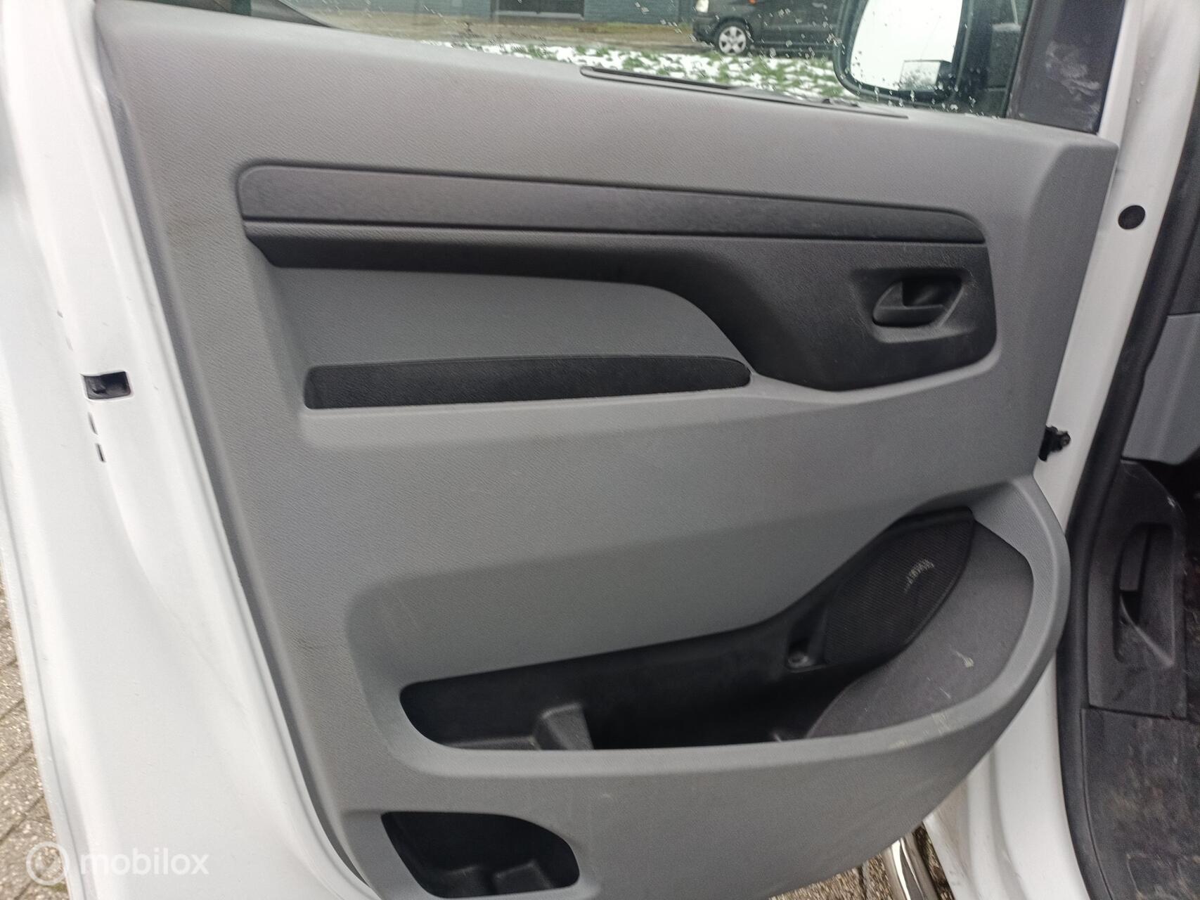 Foto van Opel Vivaro