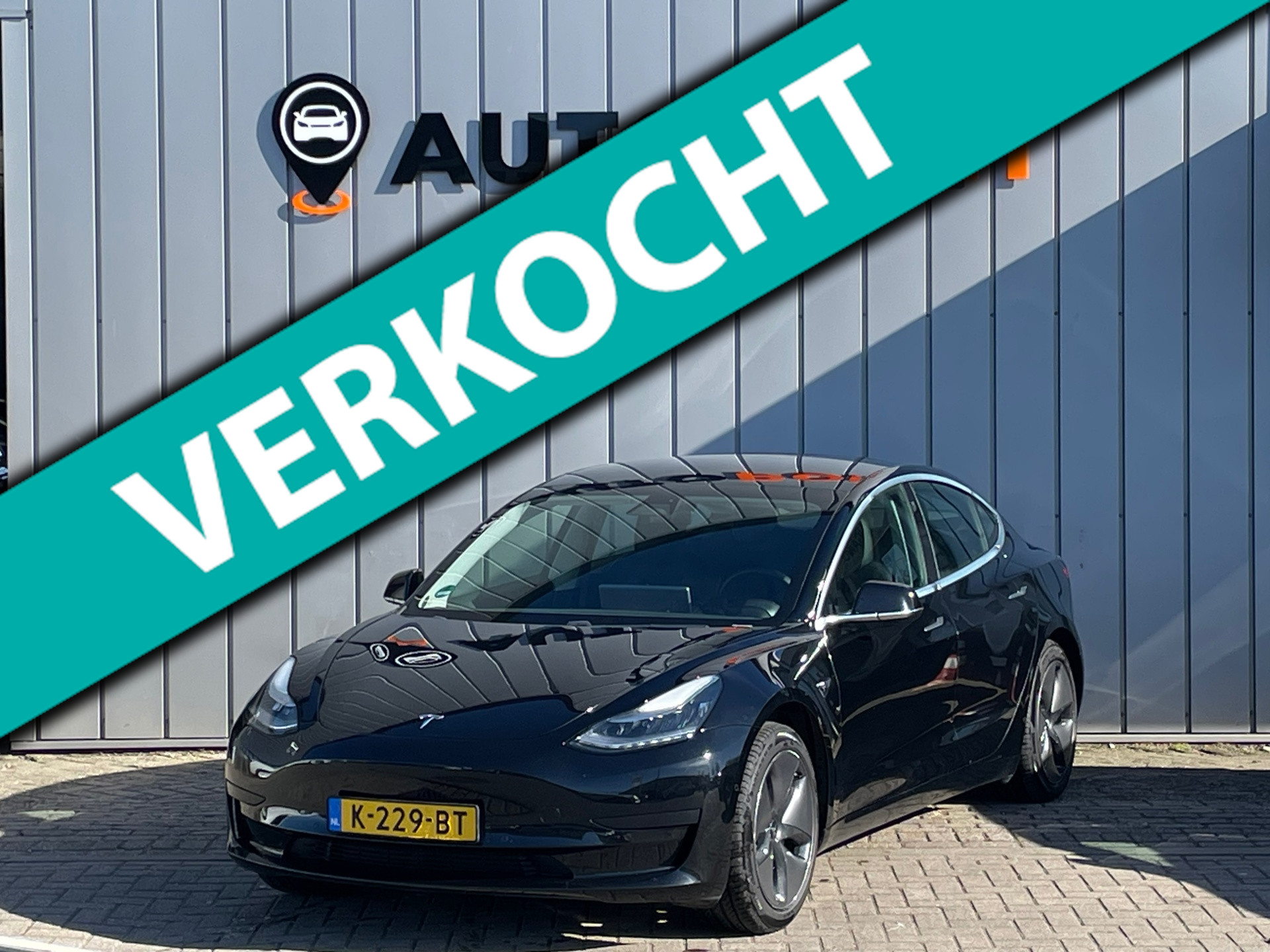 Tesla Model 3 Standard RWD Plus 60 kWh SOH 92% TREKHAAK 2020 - voorkant