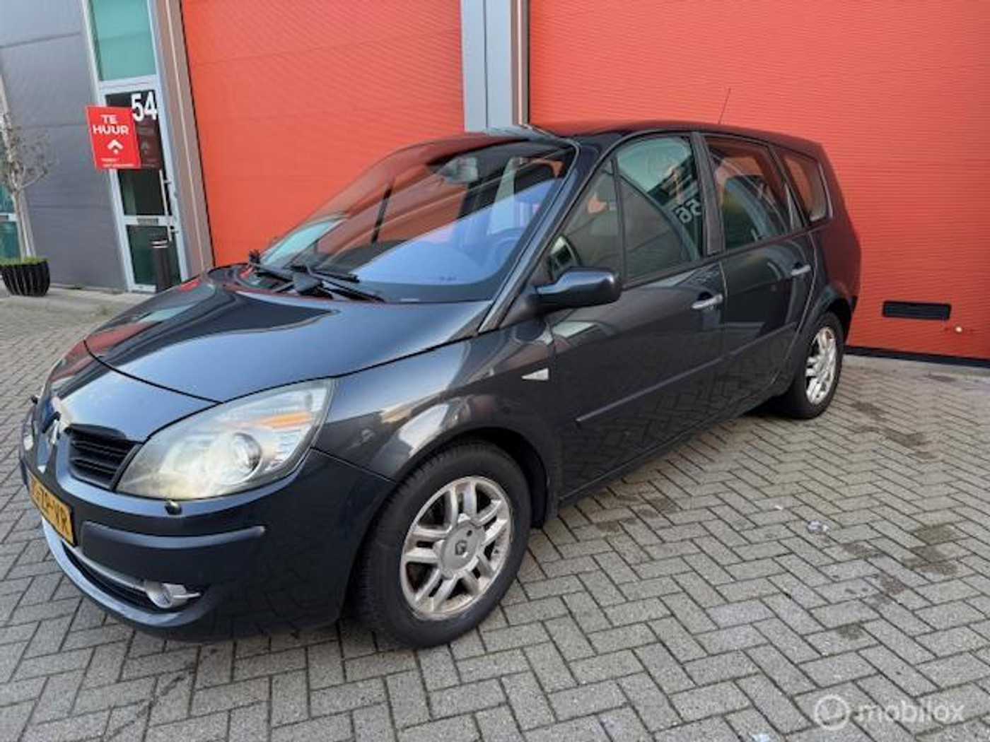Foto van RENAULT MEGANE SCENIC