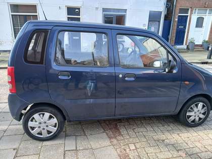 Foto van Suzuki Wagon R