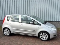 Foto van Mitsubishi Colt