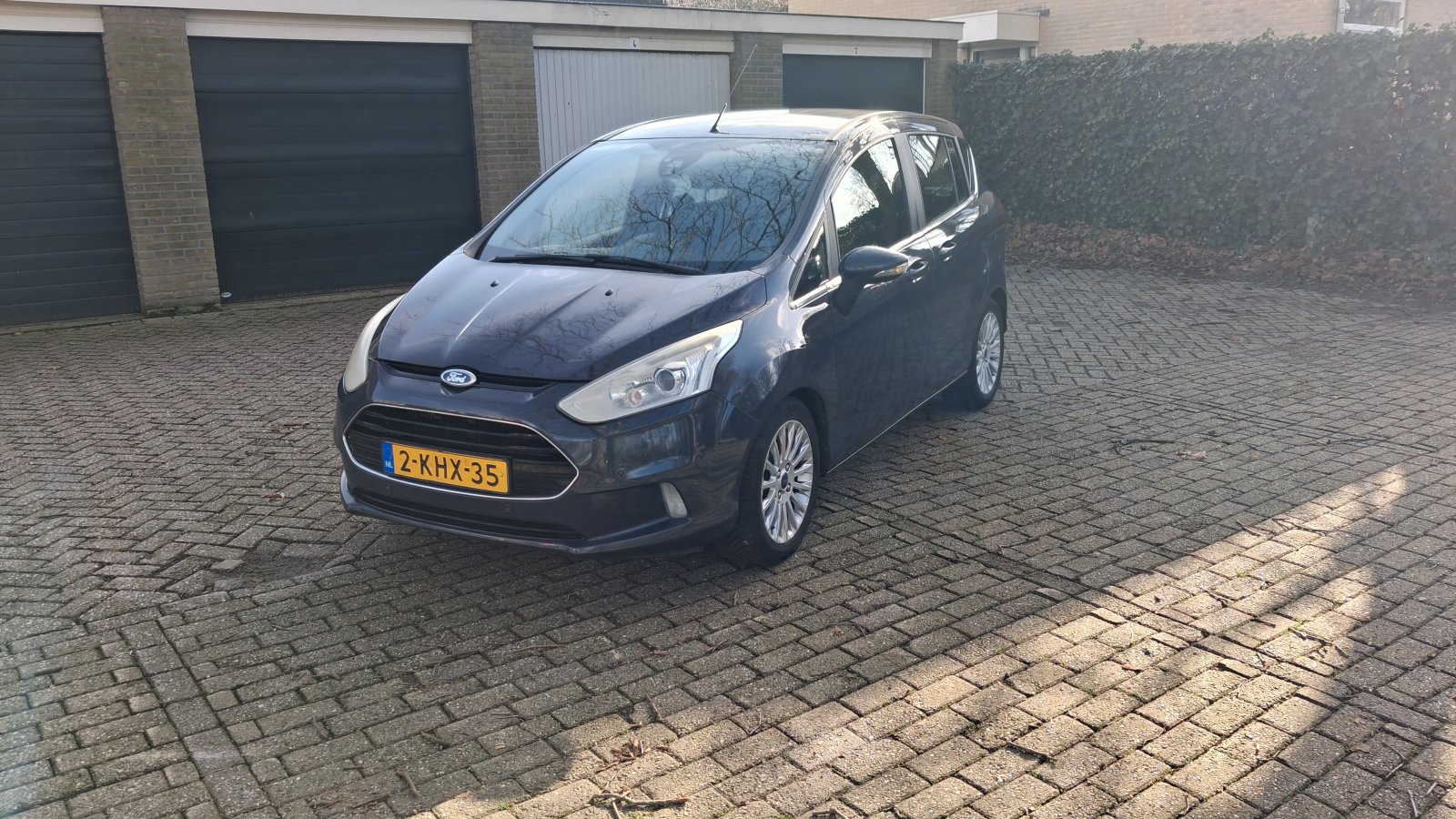 Ford B-max 1.0 EcoB. Titanium 2013 - voorkant
