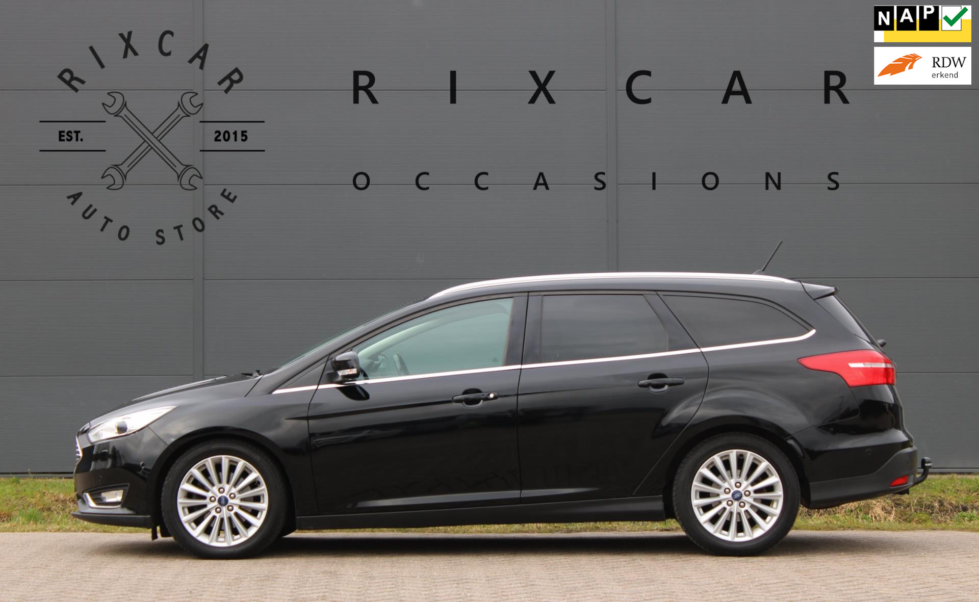 Ford Focus 1.5 Titanium Automaat Leder Navi SonyAudio AllSeason 2017 - voorkant